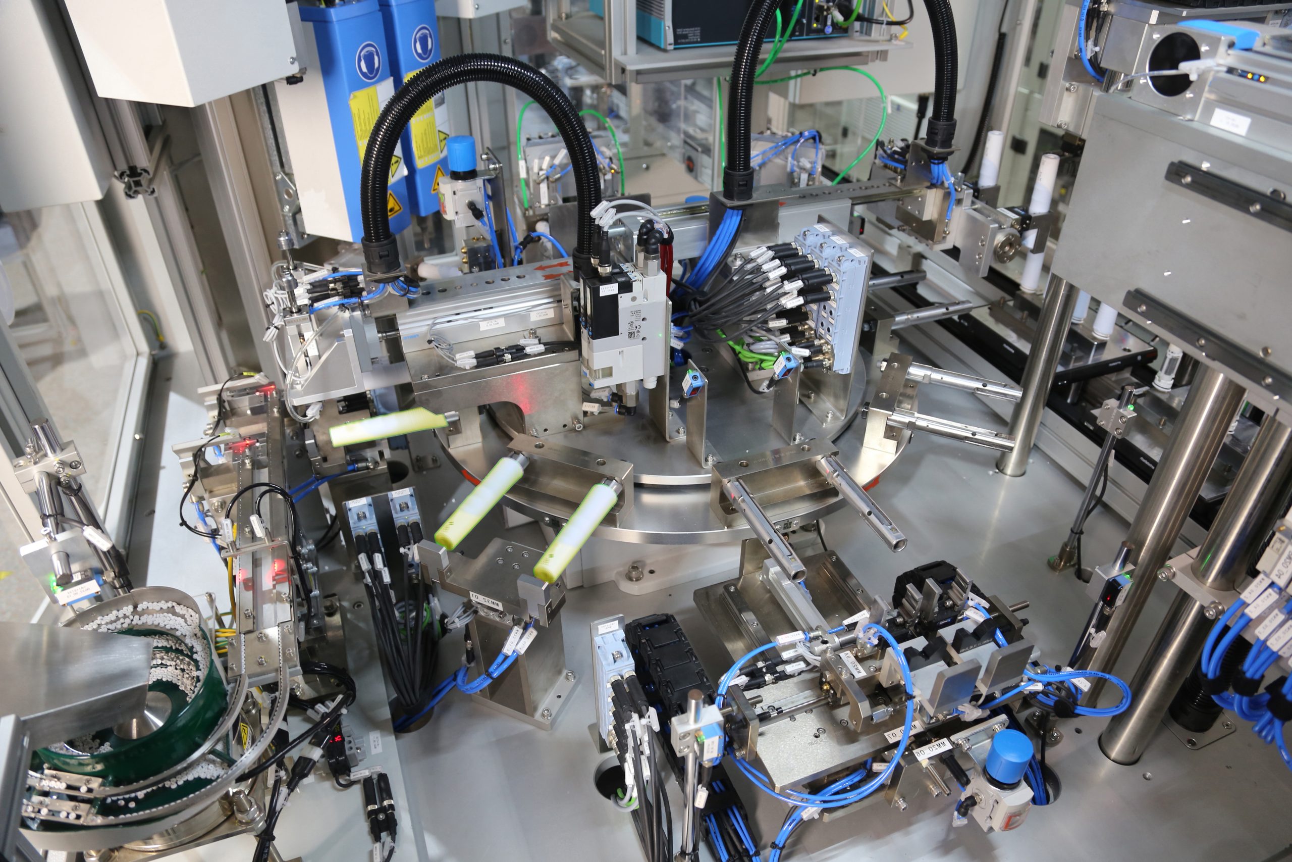 Denn sie wissen, was sie tun… 6 Denn sie wissen,
was sie tun…