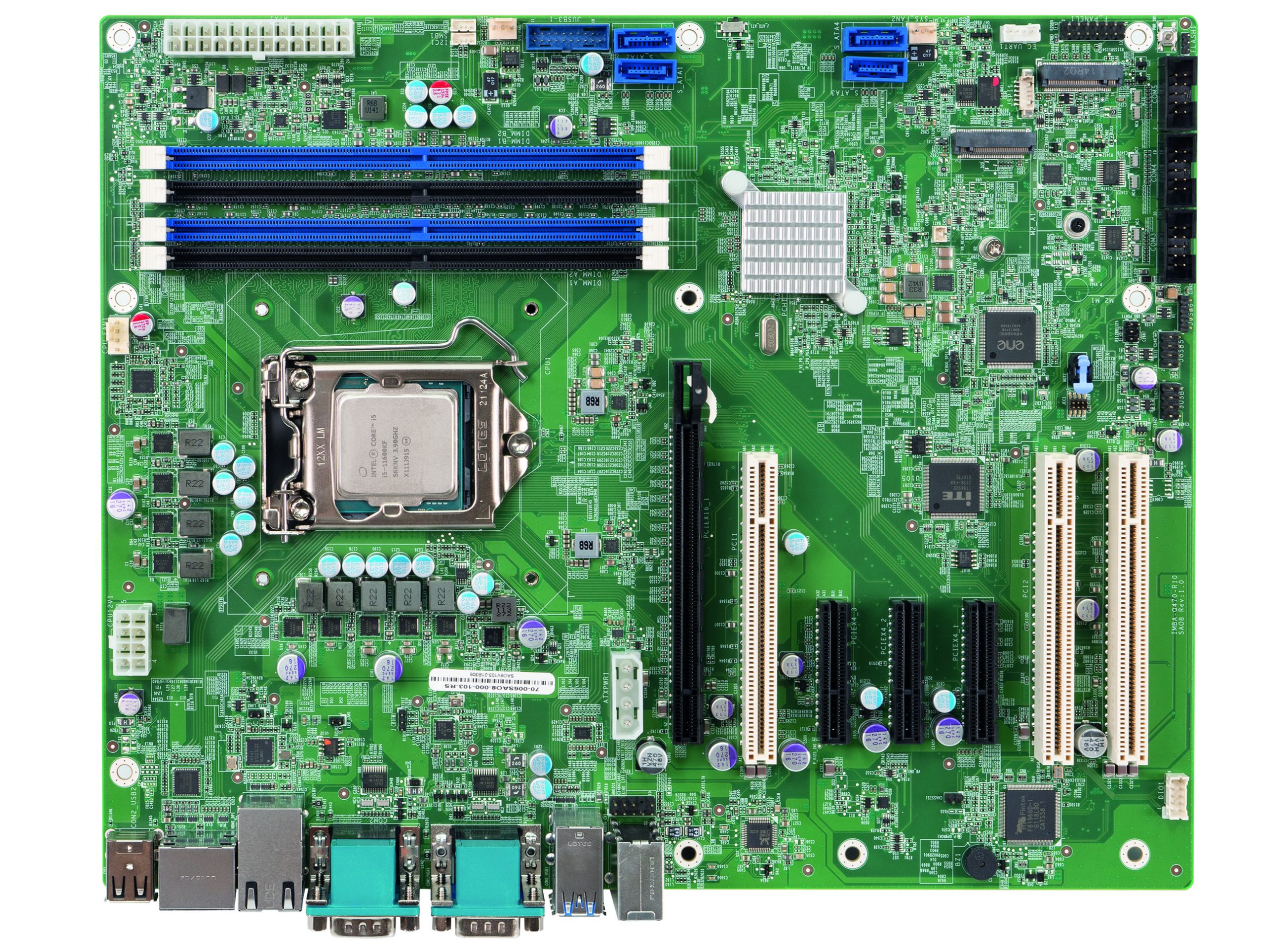 ATX-Mainboard mit Erweiterungsmöglichkeiten 4 ATX-Mainboard mit Erweiterungsmöglichkeiten