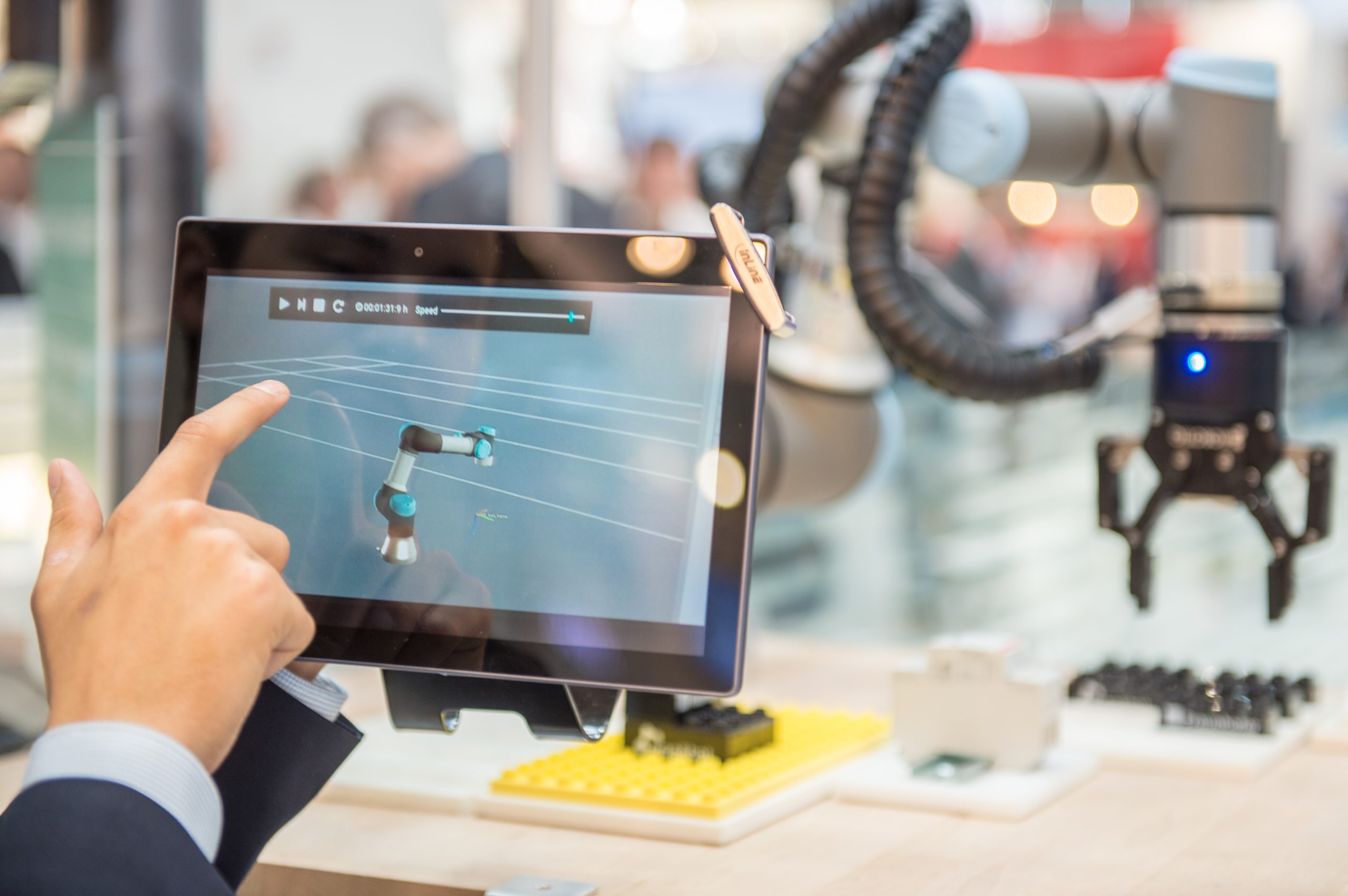 Munich_i Session 2: Networking Intelligence