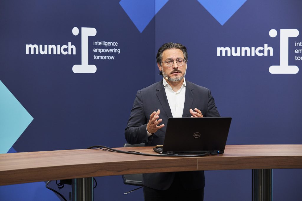 Quo vadis, KI und Robotik? 1 munich i hr 0356