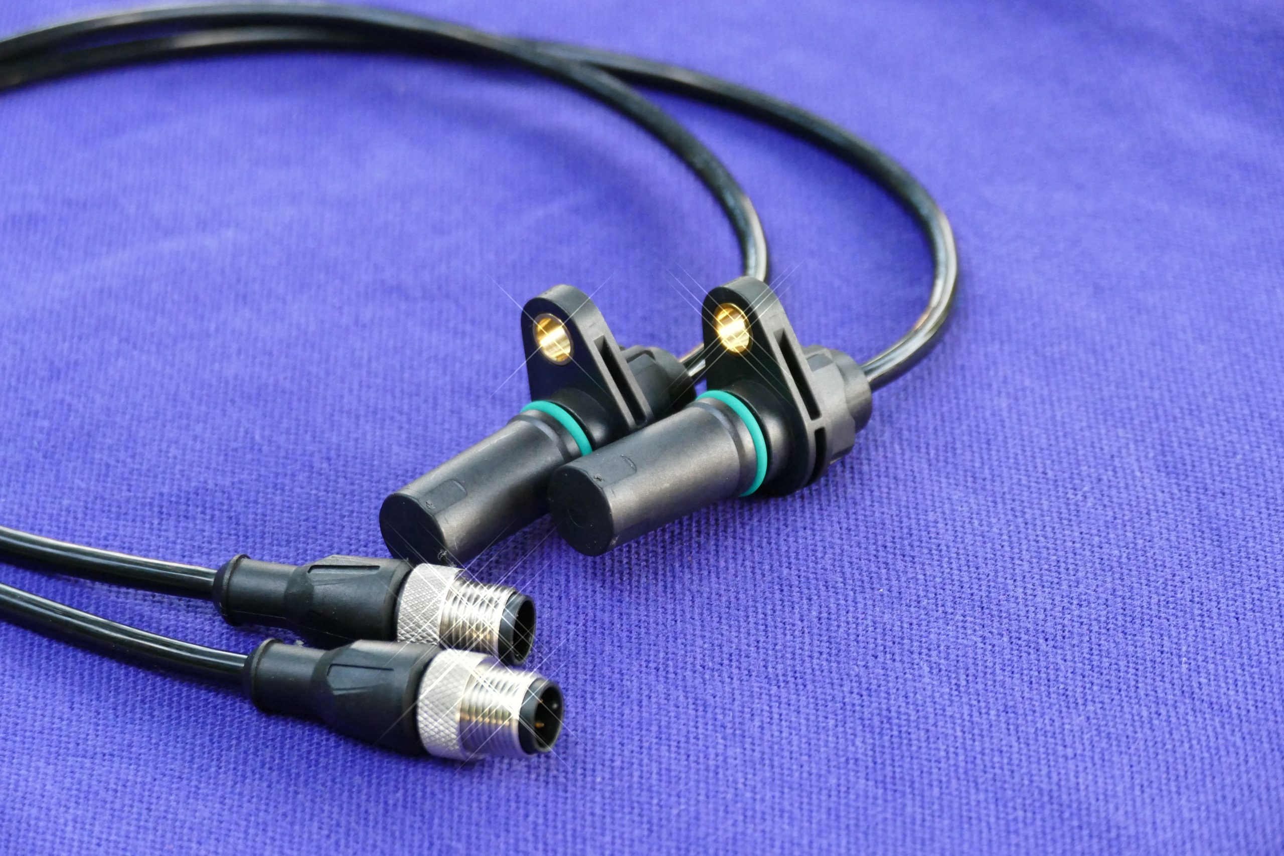 Steckervarianten
für Drehzahlsensor 9 Steckervarianten
für Drehzahlsensor