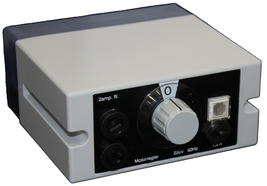 Kompakter Regler 1 Der Gleichstromregler MTR 101 von MSF-Vathauer ist als Lösung für einfache Transport- und Förderbänder oder Wickelantriebe konzipiert.