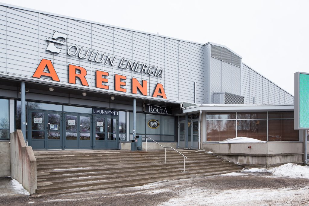 Immer schön cool bleiben 1 Die Oulun Energia Areena ist eine Eissporthalle im finnischen Raksila und die Heimat der Eishockeymannschaft Oulun Kärpät.