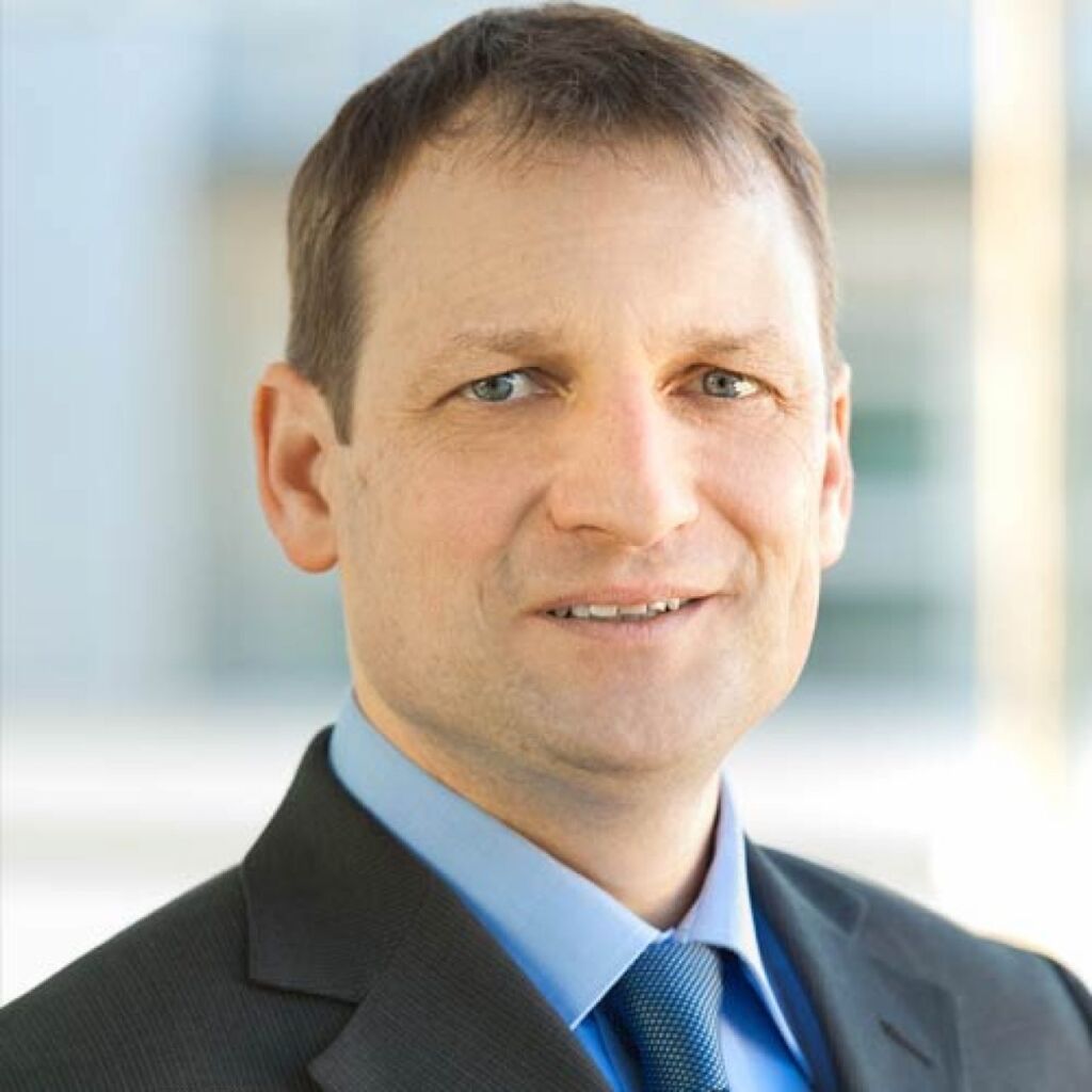 Solvares Group erwirbt MobileX 1 heckner 500