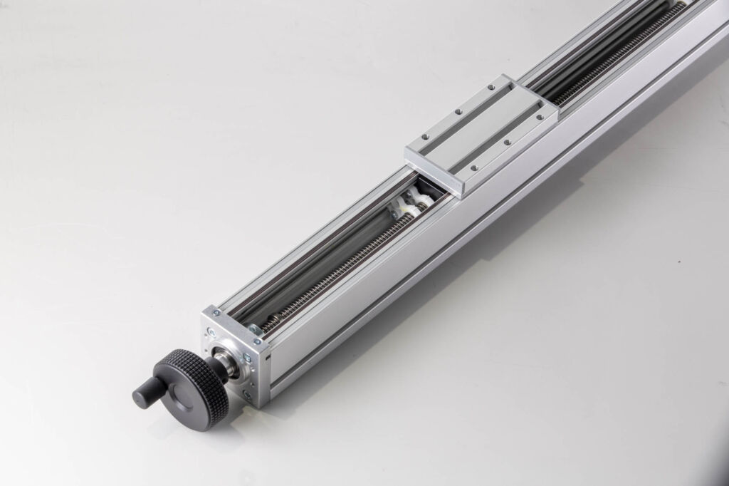 Effiziente Lösung für vertikale Anwendungen 1 Die Lineareinheiten erreichen Laufleistungen bis 1.000km.