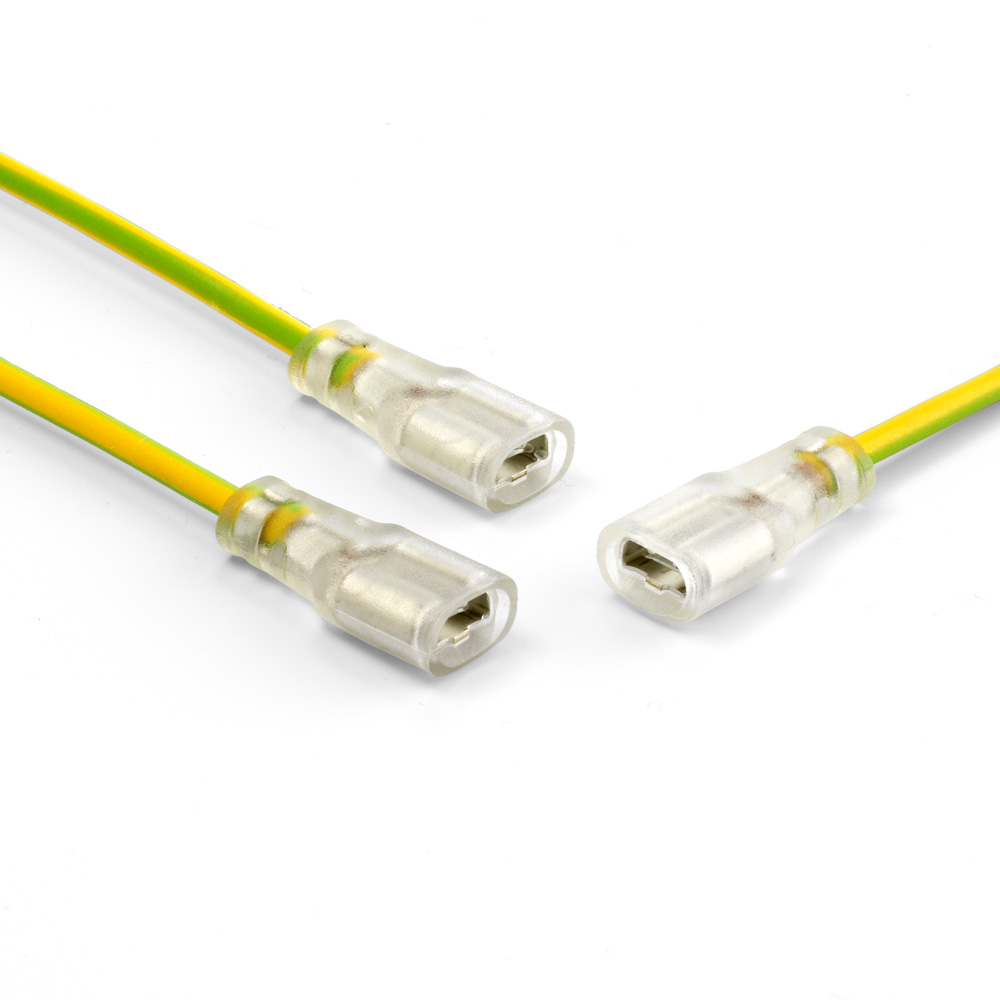 Transparent umspritzte Flachsteckhülse