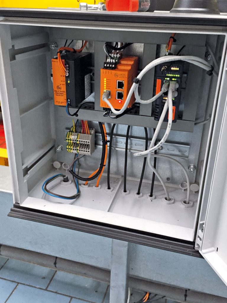 Gute Schwingungen 2 Die Trinkwasserpumpstation mit mehreren Pumpen und Rohrleitungen benötigt eine verlässliche Zustandsüberwachung.