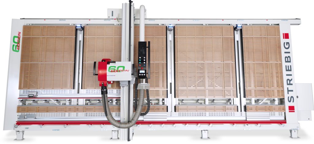 Holzbearbeitung vertikal 1 Bei der neuesten „Edition 60“, die Striebig anlässlich des 60-jährigen Bestehens eine neue vertikale Plattensäge herausgebracht: die „Edition 60“.