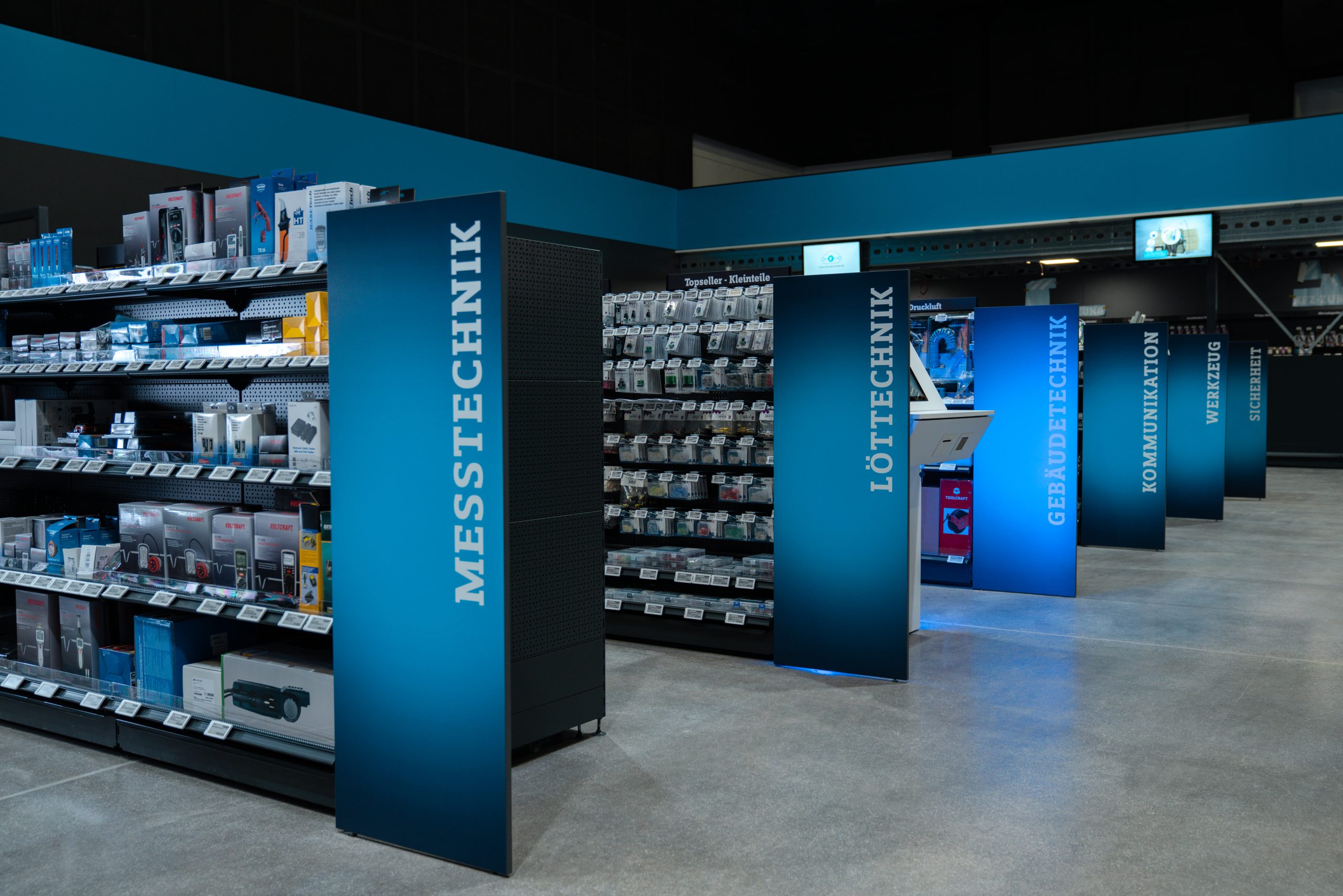 Conrad eröffnet weitere Filialen