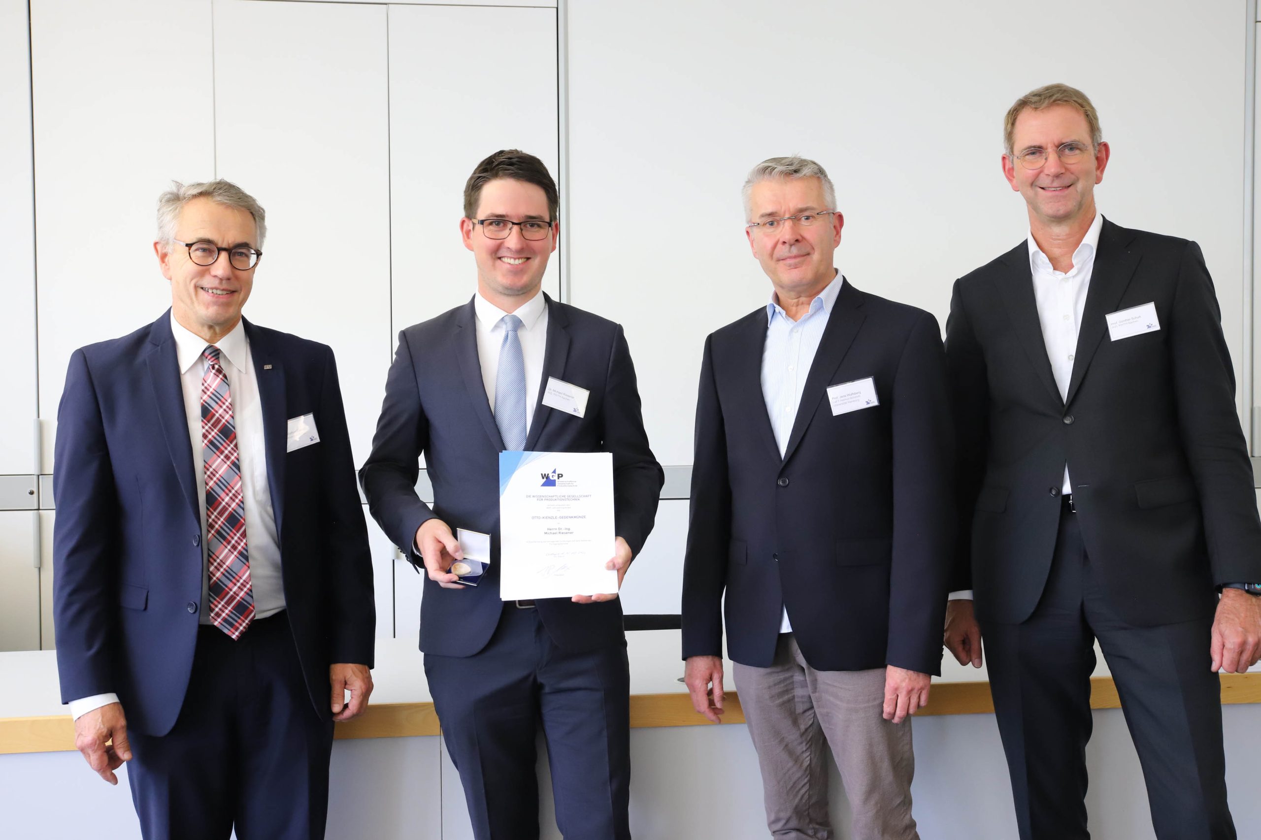 Otto-Kienzle-Gedenkmünze geht an Michael Riesener 9 Otto-Kienzle-Gedenkmünze geht an Michael Riesener