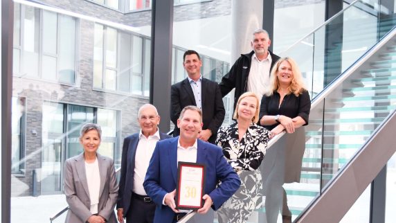 30 Jahre Partnerschaft von Geva und Mitsubishi Electric