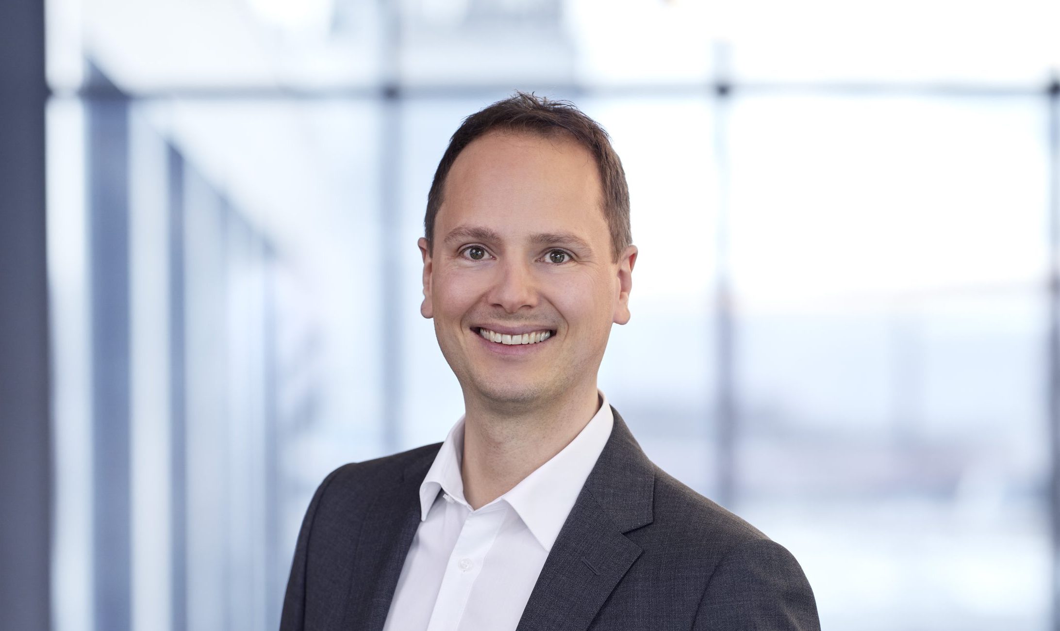 Lapp firmiert jetzt als Lapp Holding SE 10 Lapp firmiert jetzt als Lapp Holding SE