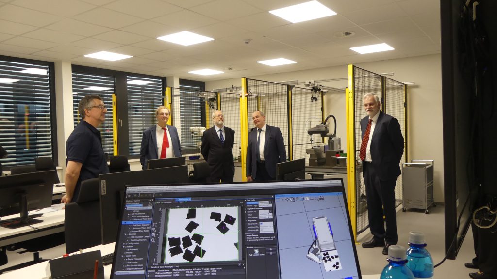 Omron eröffnet neuen Standort in Dortmund 2 2023 01 PR Dortmund Opening DE 2