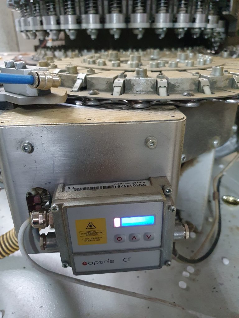 Dichter Verschluss 4 Installierte Elektronikbox des CTlaser 4M