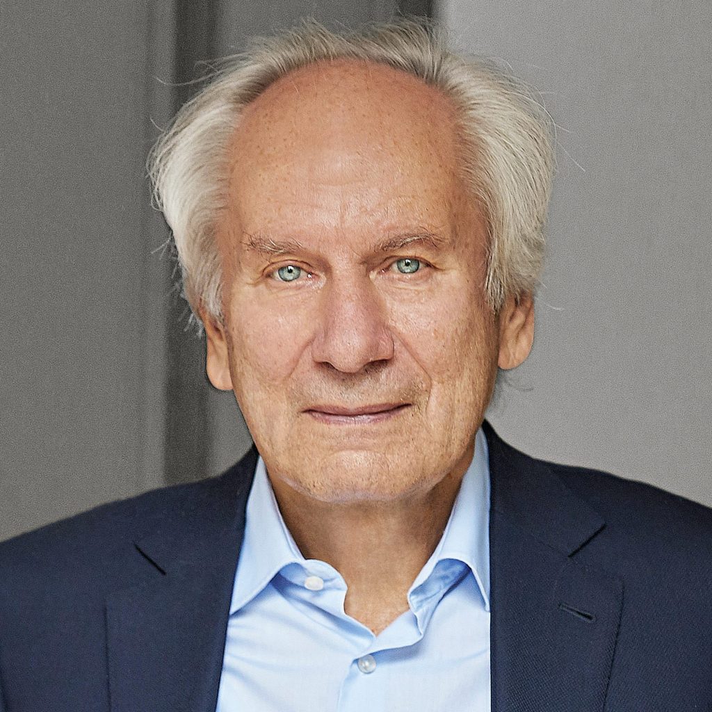 IIoT - Zwei Partner spielen die Musik von morgen 3 Gemeinsam verschaffen wir
der fertigenden Industrie einfacheren Zugang zur Wertschöpfung mit IIoT.
Prof. Dr. August-Wilhelm Scheer, Gründer
und Inhaber der Scheer Holding