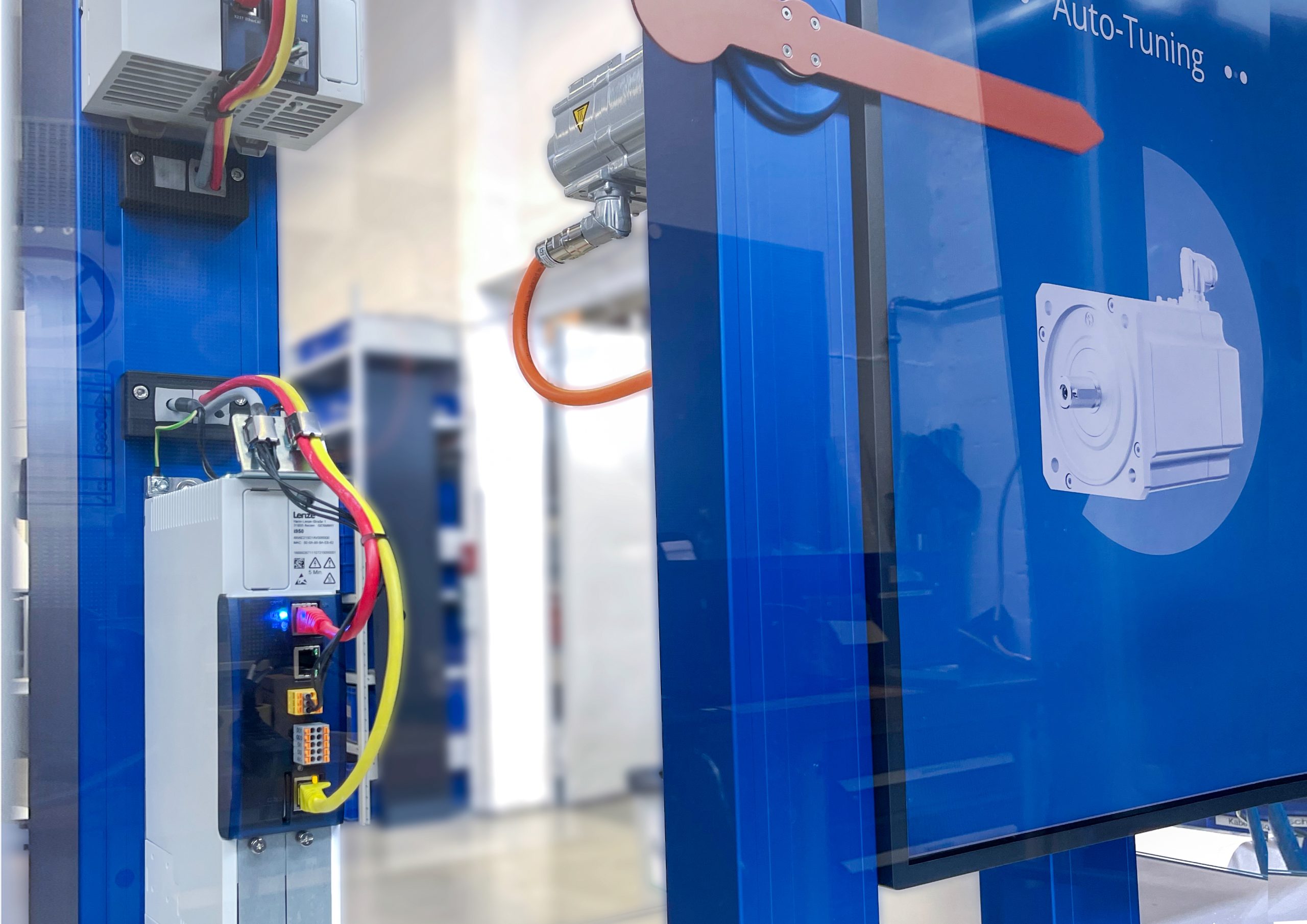 Multiachs-Servoumrichter mit Auto-Tuning