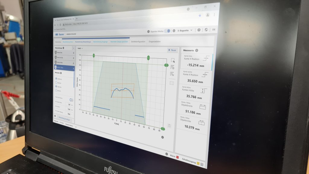 Bild 2 | Auf dem Bildschirm sieht man, was der Sensor sieht. &Uuml;ber das Webinterface l&auml;sst sich die OX-Serie einfach parametrieren.