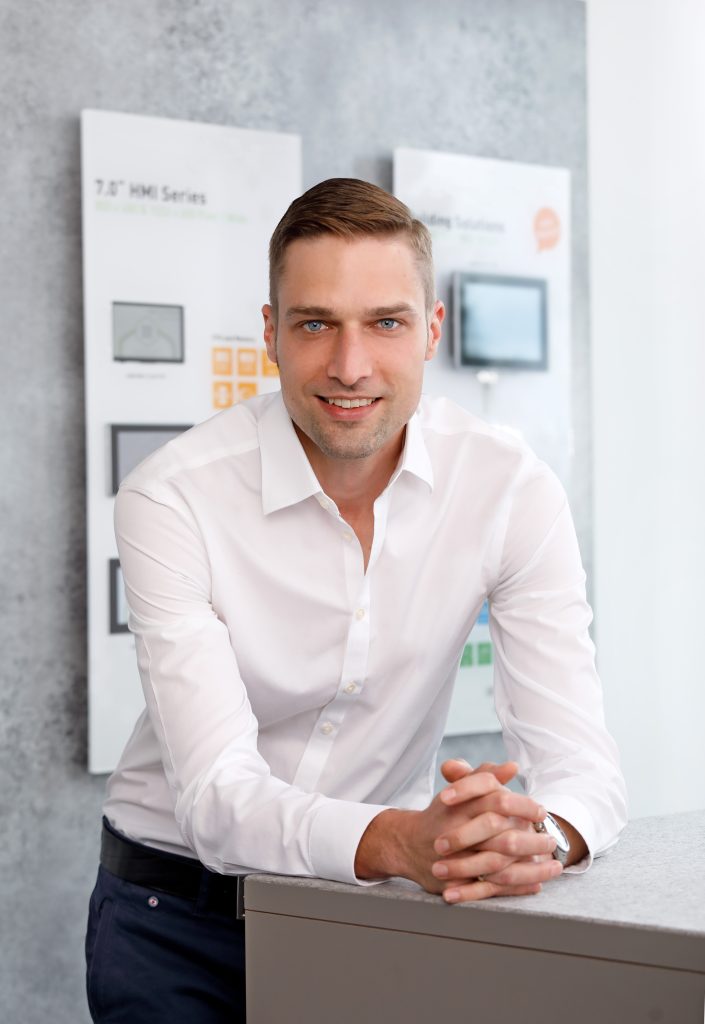 Was macht ein gutes HMI aus? 6 Um Security zu gewährleisten, muss vermehrt auf den Produktlebenszyklus geachtet werden.