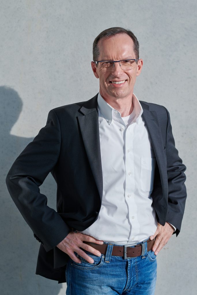 ChatGPTs Brüder 4 Der erfolgreiche
Einsatz von KI-Tools in der Fabrik
hängt von vielen
verschiedenen
Faktoren ab.