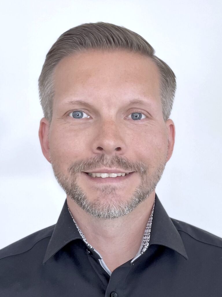 ChatGPTs Brüder 6 LLMs scheinen
prädestiniert für den Einsatz als
Schnittstelle
zwischen Mensch und Maschine.