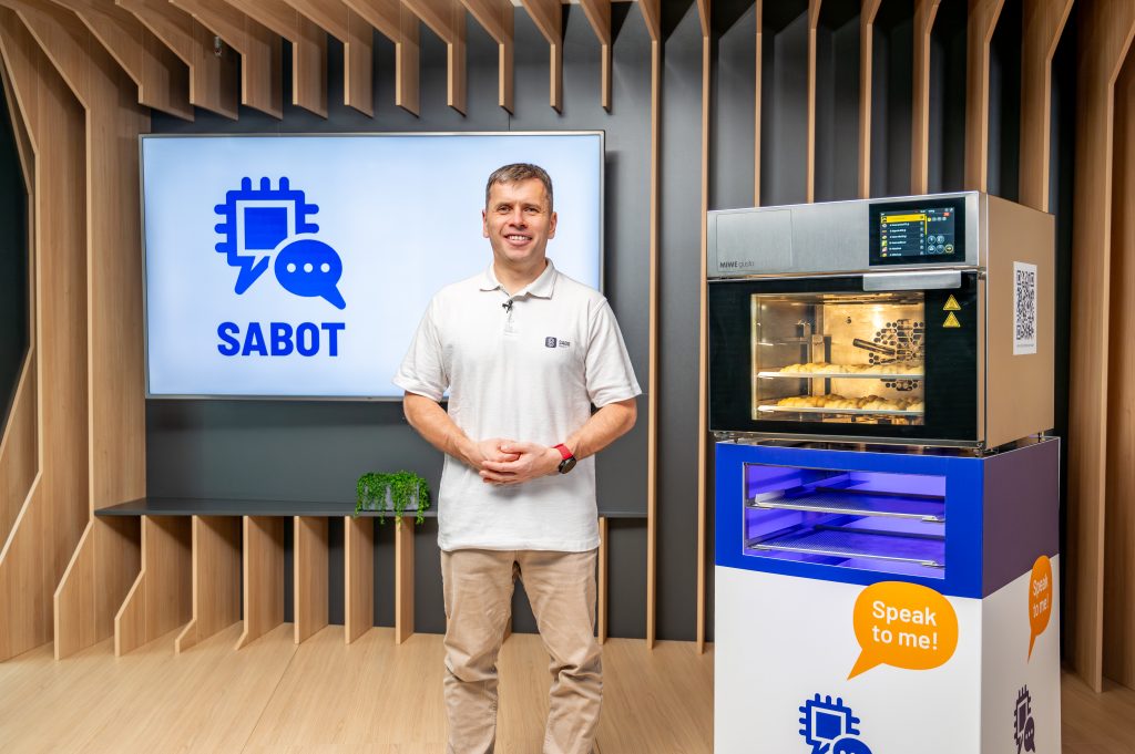 Die Maschine, die mich versteht 3 Neben CNC-Maschinen, Roboterarmen und Landmaschinen kommt der Sabot auch in industriellen Backöfen von Miwe zum Einsatz.