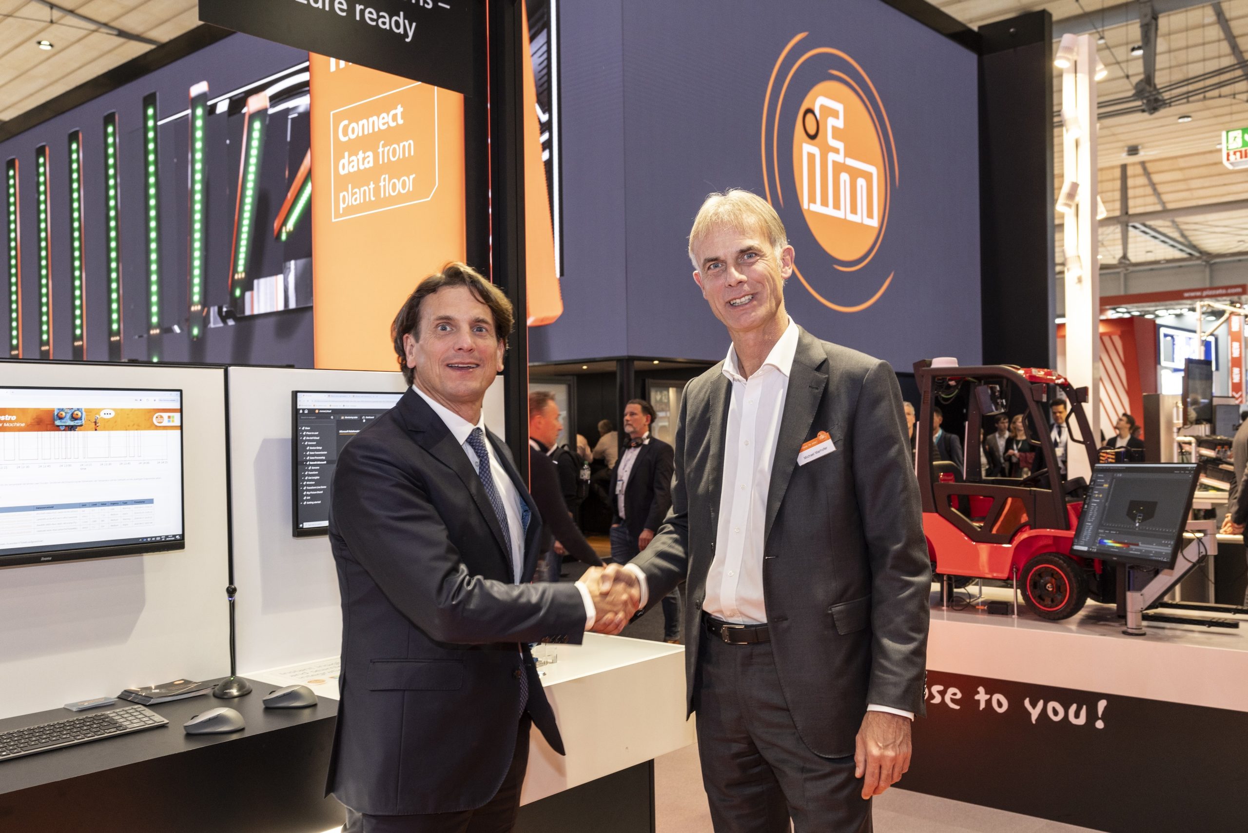 IFM unterzeichnet Vereinbarung mit Microsoft 2 IFM unterzeichnet Vereinbarung mit Microsoft