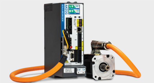 Mehr Schnittstellen für Servoregler