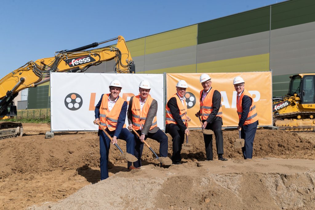 Spatenstich für neues Logistikzentrum von Lapp 1 LAPP Spatenstich LB FOW 3591