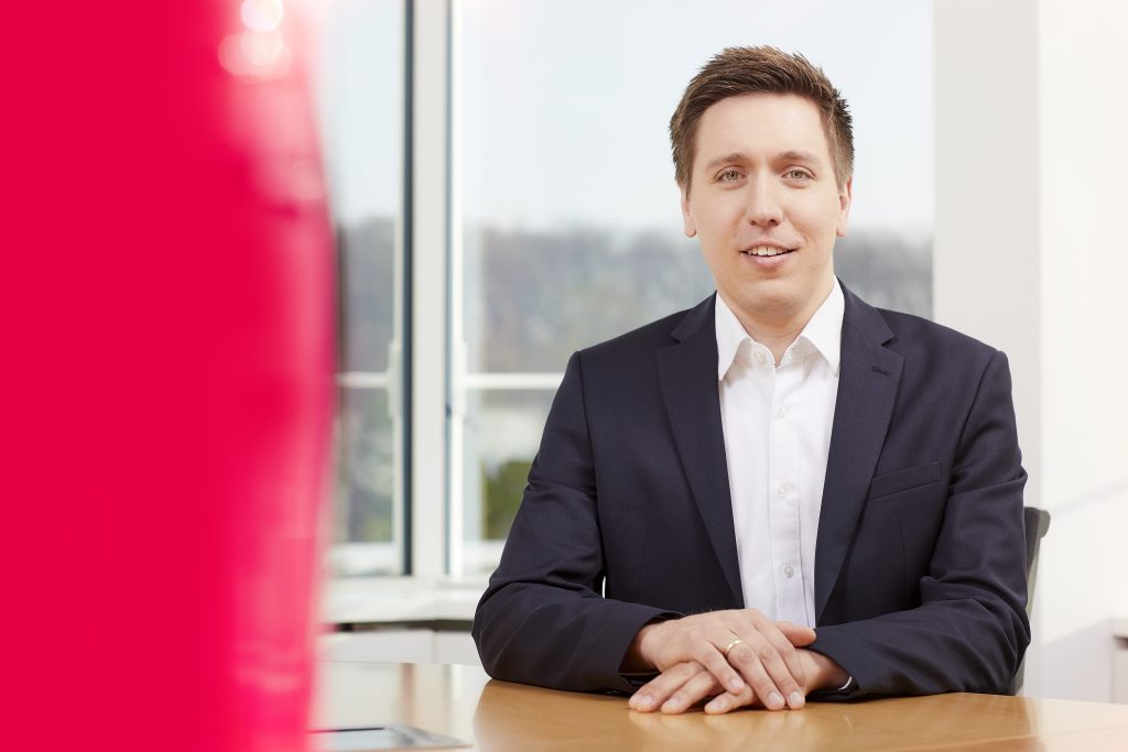 So lassen sich jetzt auch Kabelwege in 3D planen 2 327958 Bild3 EPlan LukasMenzel 1