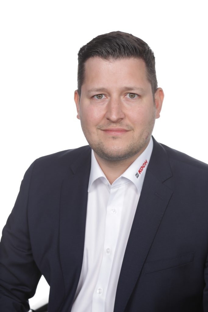 Zwischenkreis – mehr als nur ein Puffer? 5 Man muss die
Energieflüsse kennen,
um ein aktives
Energiemanagementsystem auszulegen.
Fabian Hofmann
Michael Koch GmbH