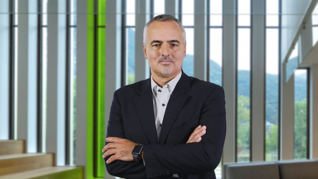 Die KI-Strategie von Schneider Electric 1 Peter Weckesser