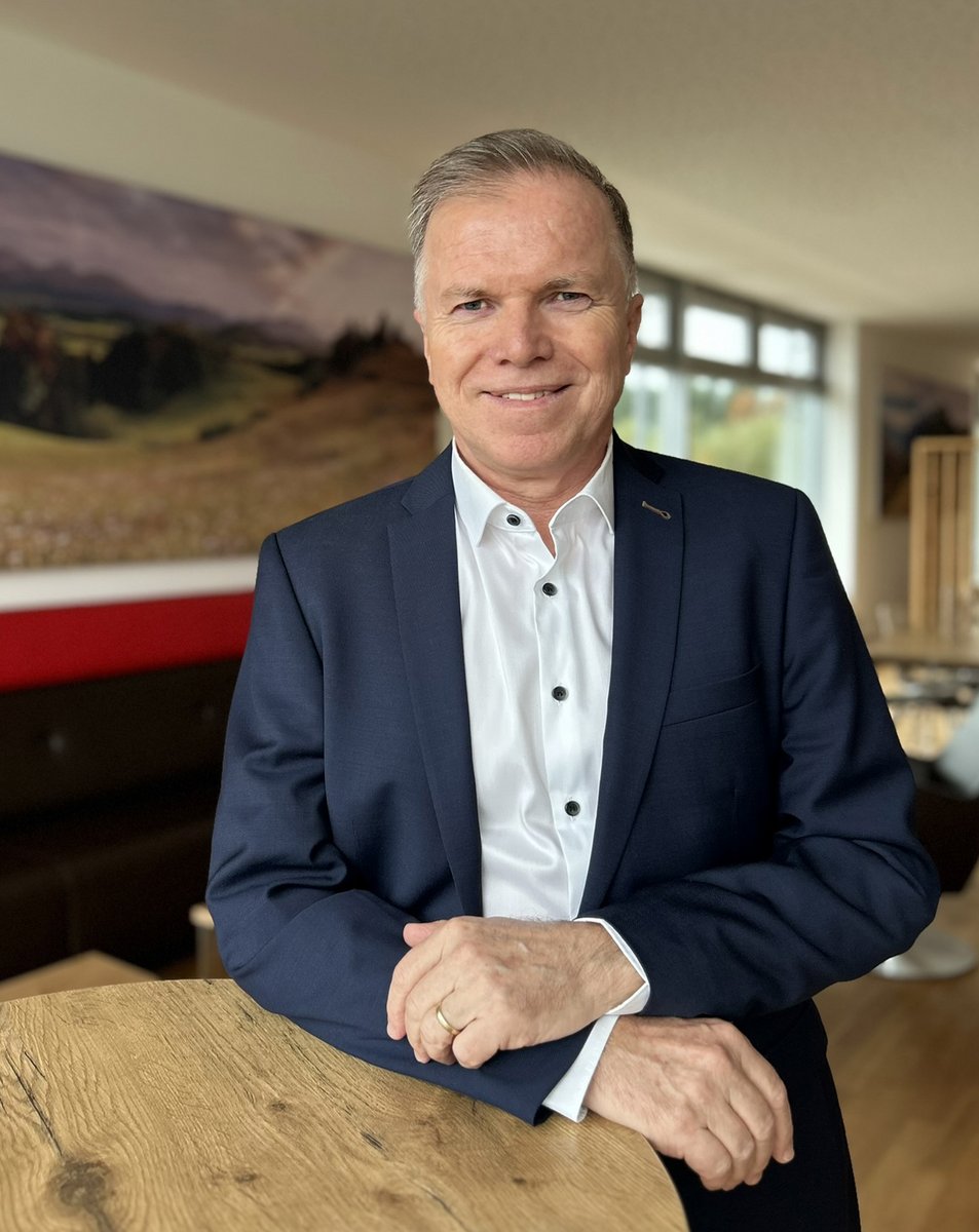 Codesys mit neuem Head of Sales 7 Codesys mit neuem Head of Sales