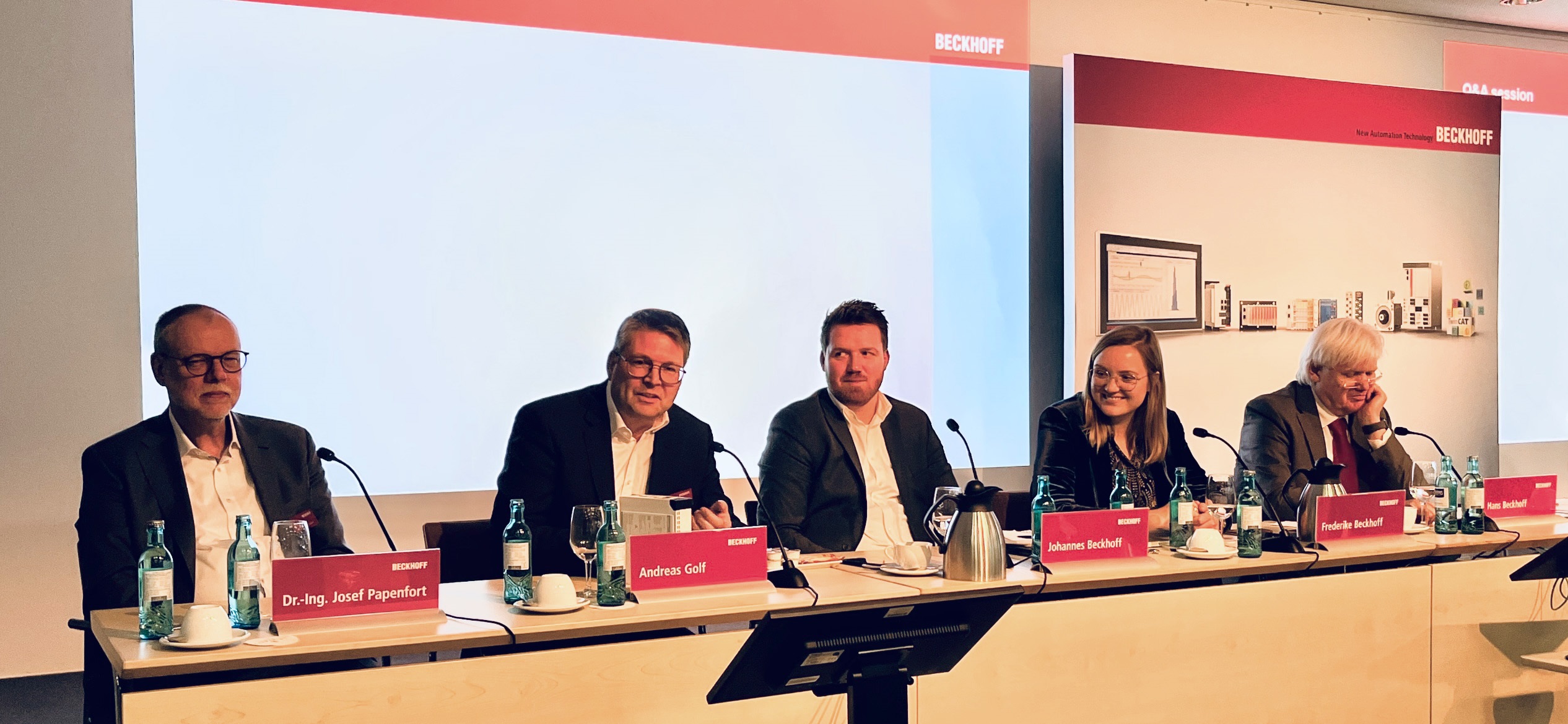 Realistisch aber optimistisch : Beckhoff erwartet Umsatzrückgang 8 Realistisch aber optimistisch : Beckhoff erwartet Umsatzrückgang