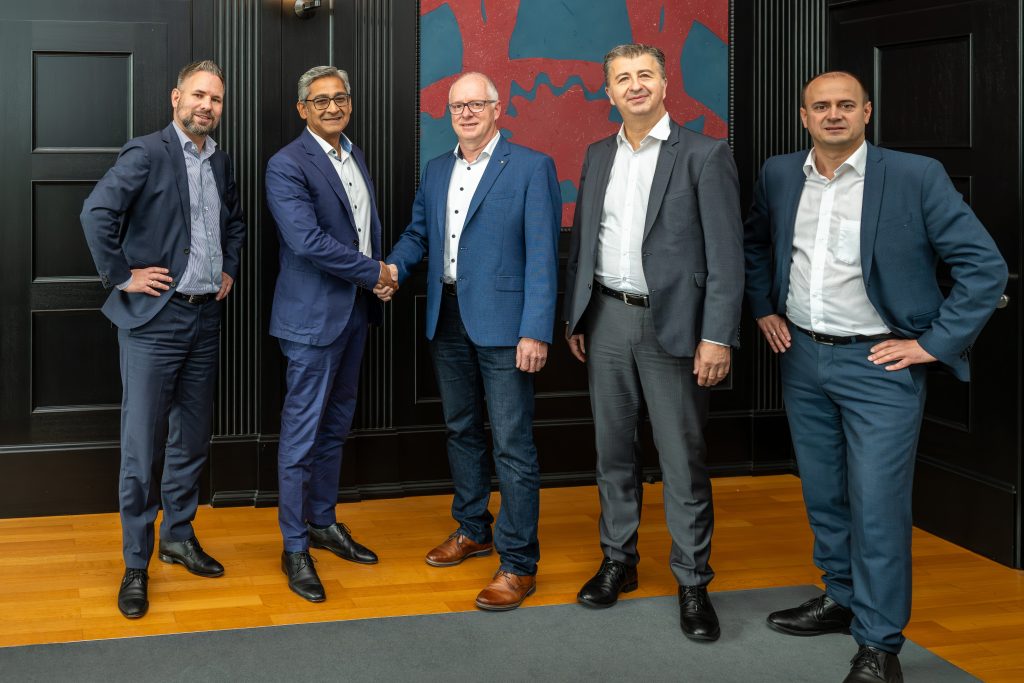 IFM und Schuler schließen Kooperation 1 ifm pm 791 print