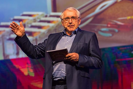 Vega-Geschäftsführer verabschiedet sich in den Ruhestand 8 Vega-Geschäftsführer verabschiedet sich in den Ruhestand