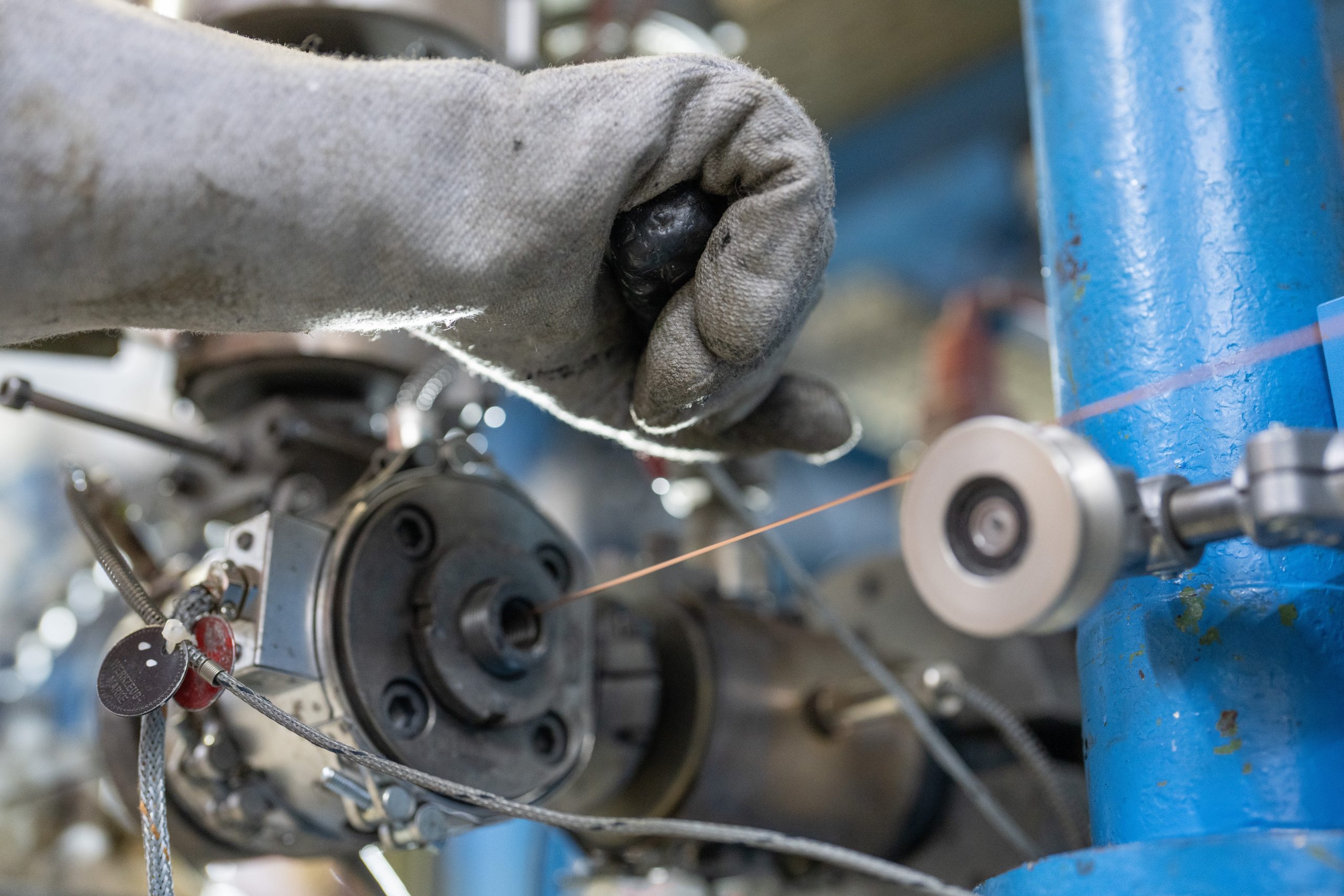 Wie erfolgt eigentlich die Fertigung eines beständigen und flexiblen Kabels? 8 Wie erfolgt eigentlich die Fertigung eines beständigen und flexiblen Kabels?