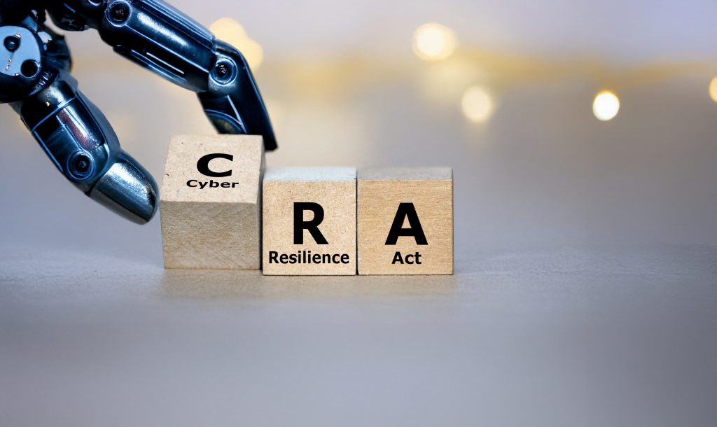 Cyber-Check für die Industrie: Zwingt der CRA zum Umdenken? 1 Cubes form the expression Cyber Resilience Act CRA