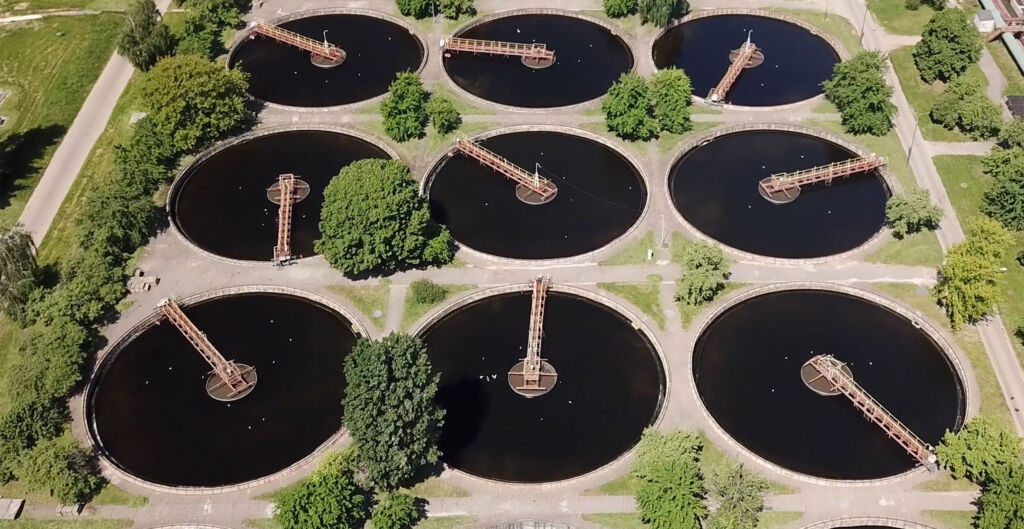 Alles im Griff – auch die Oberschwingungen 1 Klaranlage 213x110mm RGB