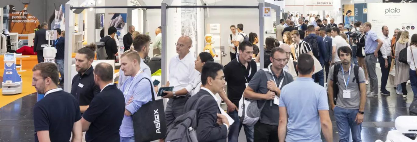 Ready to go: Servicerobotik 11 Ready to go: Servicerobotik