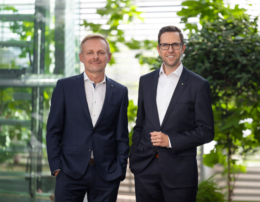 Keba wächst um 8,5% 1 Andreas Schoberleitner CFO Keba Group AG und Christoph Knogler CEO und Sprecher des Vorstands der Keba Group AG.