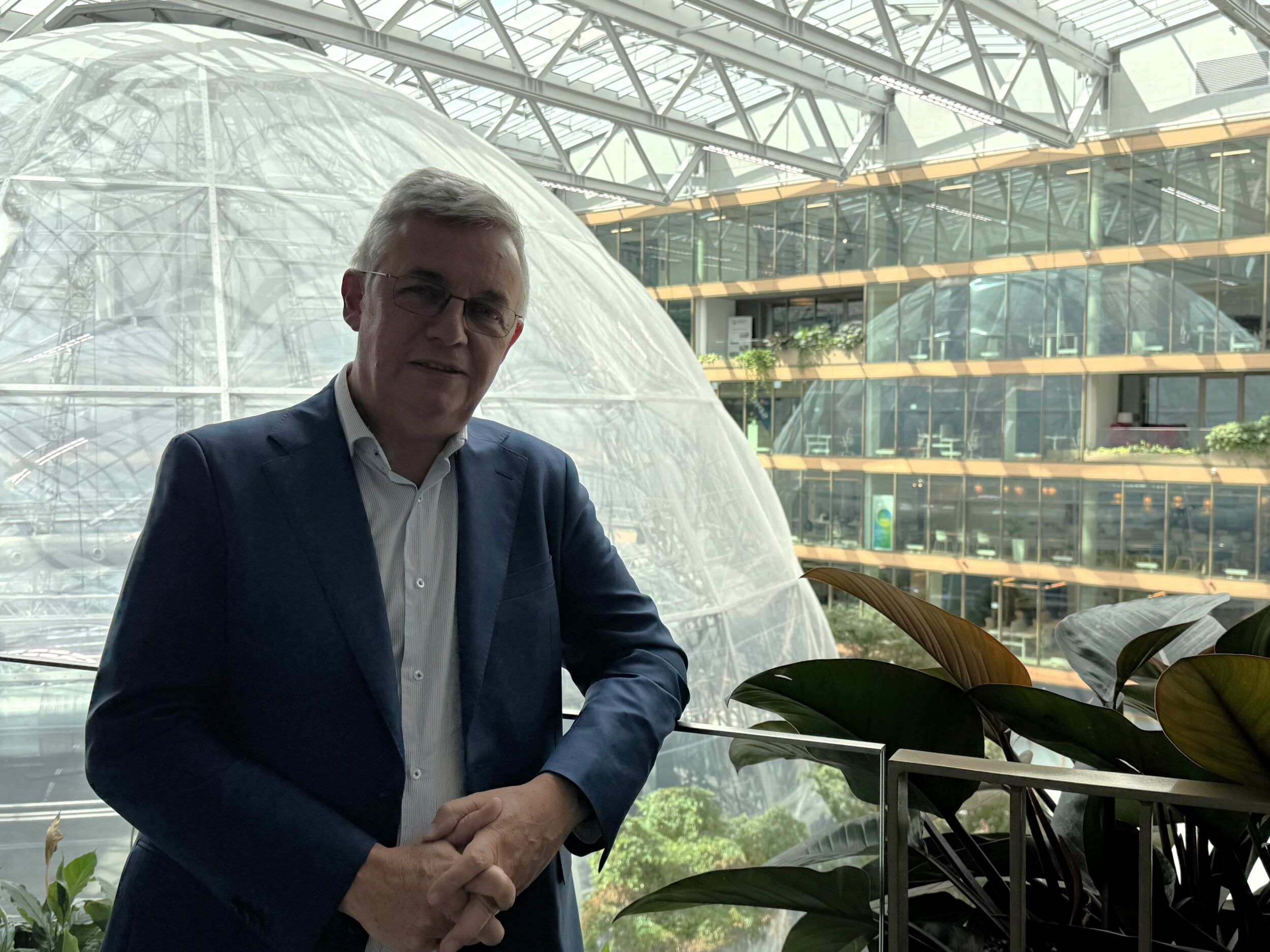 Grün, global, geerdet: Wo Schneider Electric anders denkt