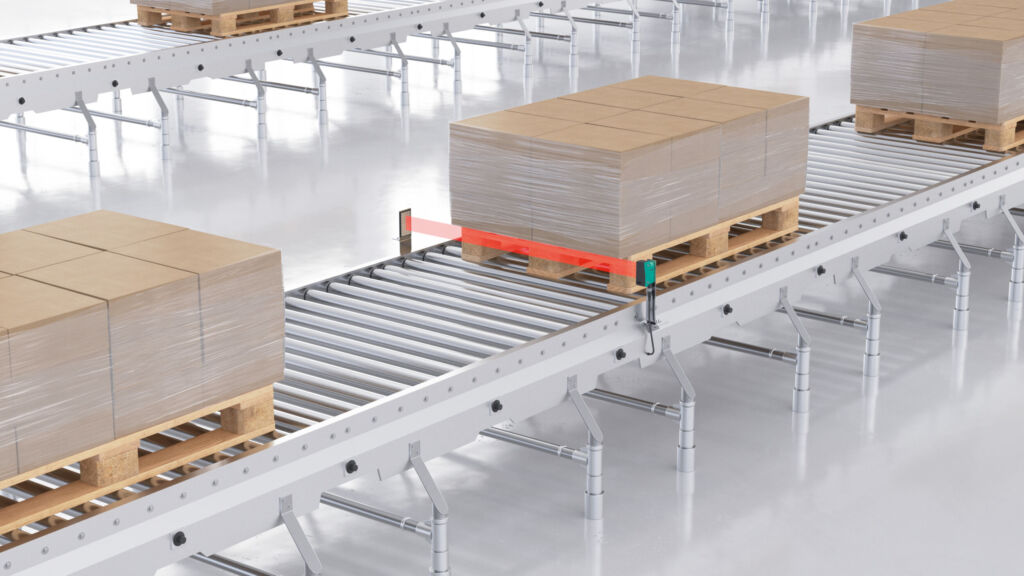 Von Klarglas bis Palettenfuß: Breites Lichtband detektiert komplexe Objekte 2 Die Flächenlichtschranke R305 lässt sich auch für eine
Palettendetektion einsetzen.