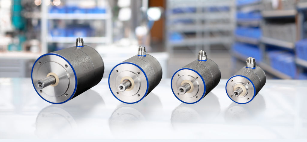 Geflügel präzise portioniert 2 Insgesamt sieben Edelstahlservomotoren der Serie Heimotion von Heidrive sorgen in der Maschine für die exakte Positionierung der zu verarbeitenden Produkte.