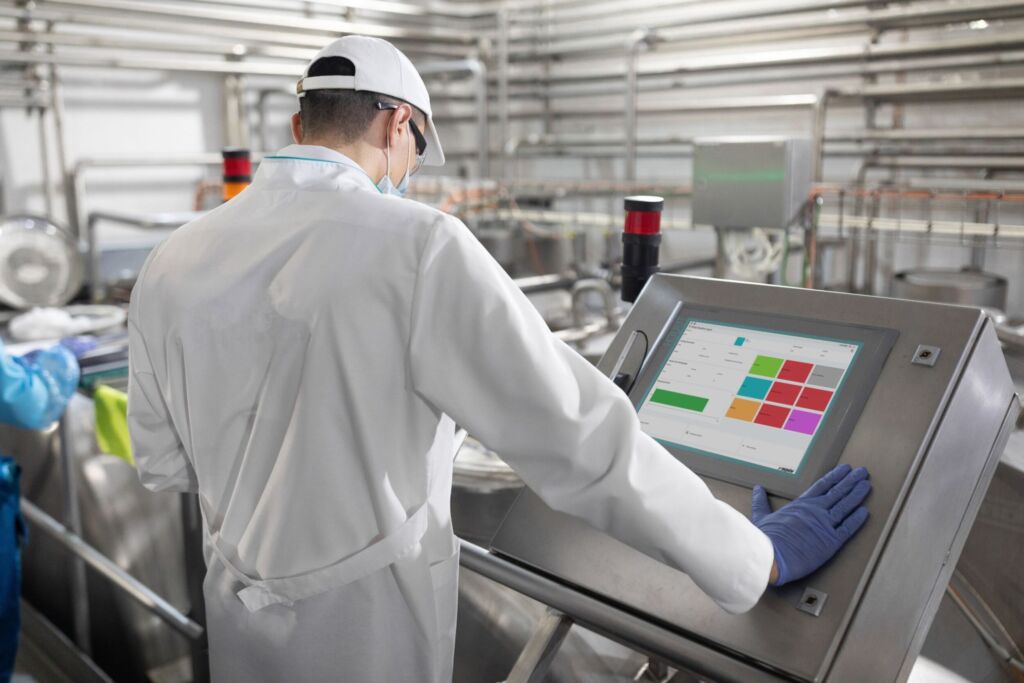  Im Shopfloor erfasste Daten werden von der Integrationsplattform &uuml;berall dort zur Verf&uuml;gung gestellt, wo sie ben&ouml;tigt werden. 