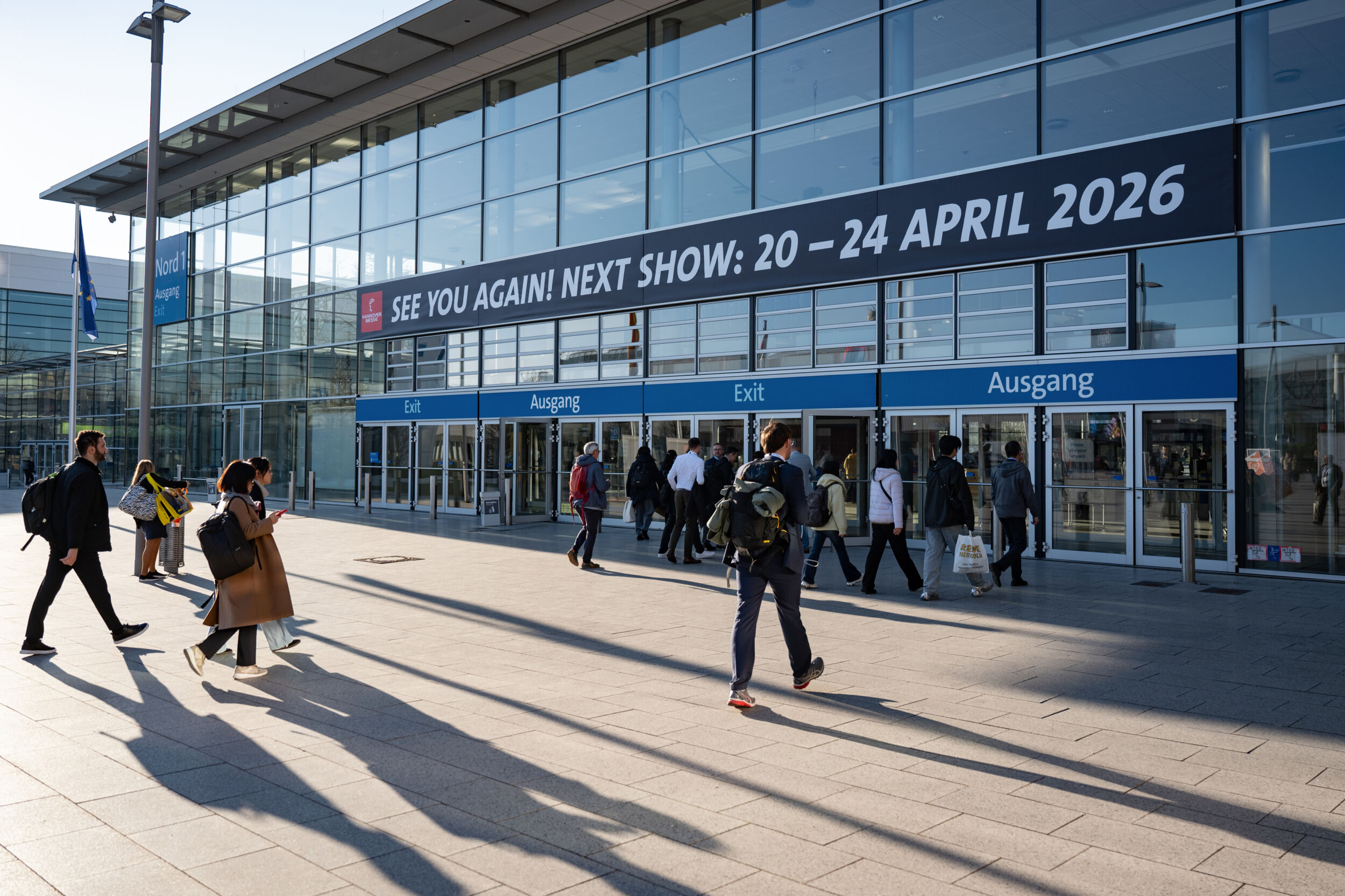 KI als produktive Kraft in der Fabrik 1 KI als produktive
Kraft in der Fabrik