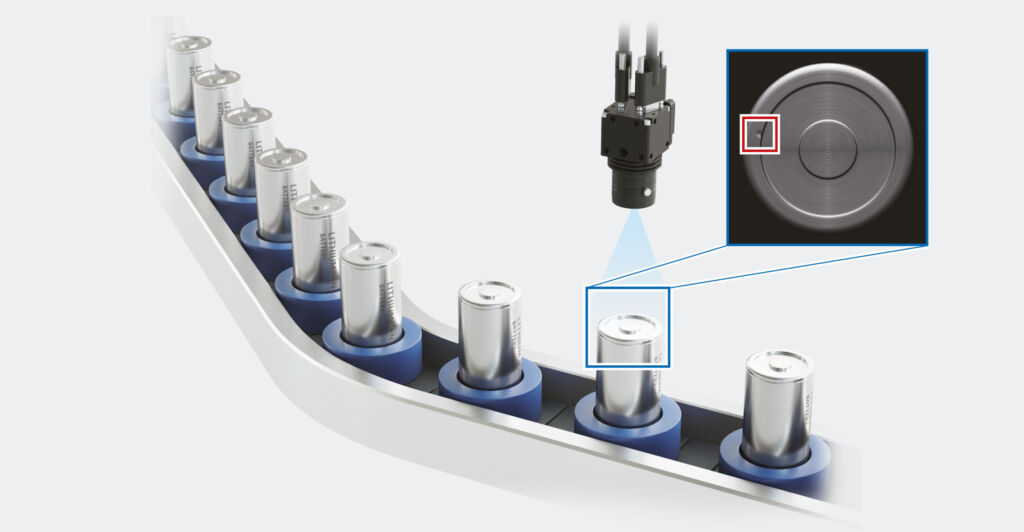 Weniger Regeln, mehr Verlässlichkeit 2 Eine KI-Fehlererkennungsfunktion verhindert Fehlalarme, indem sie automatisch die am besten geeigneten Trainingsbilder für den Aufbau ihres Fehlermodells auswählt.