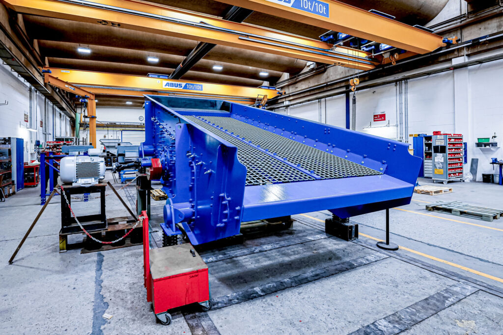  Der Sensor misst Schwingweite, Frequenz sowie Temperatur und erm&ouml;glicht kontinuierliches Condition Monitoring.