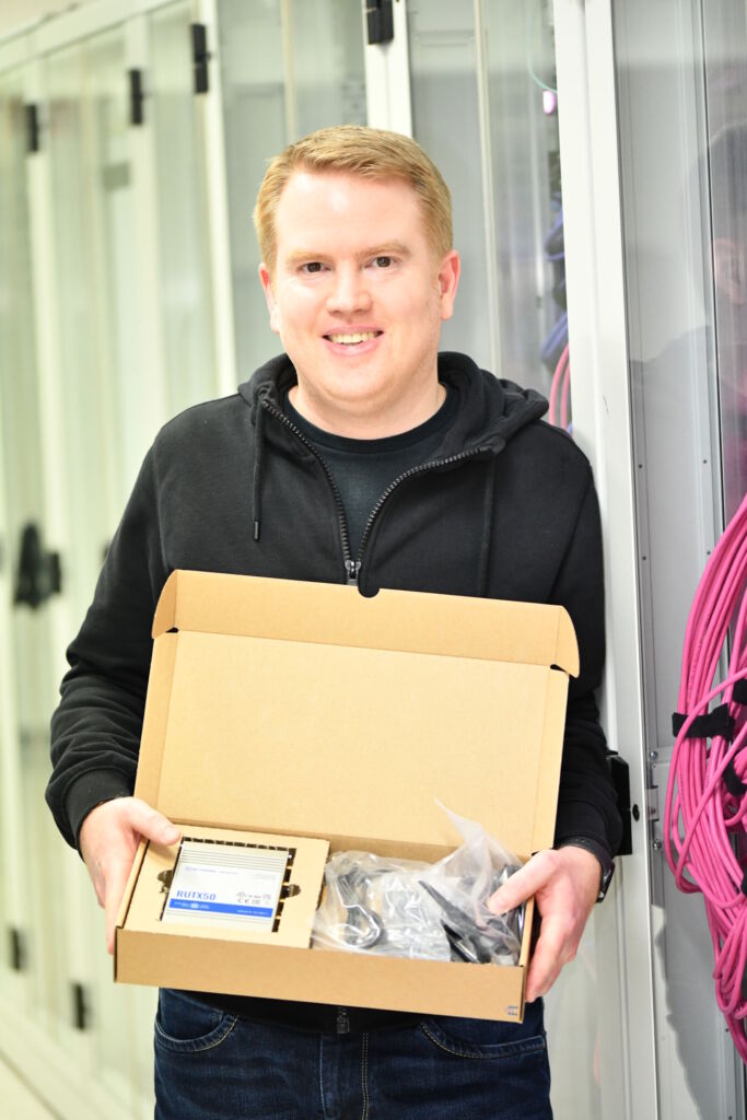 Wenn Maschinen Vertrauen imitieren 1 Zusätzliche Sicherheit mit Security-Paket: Hendrik Dähne von Wireless Logic Mdex