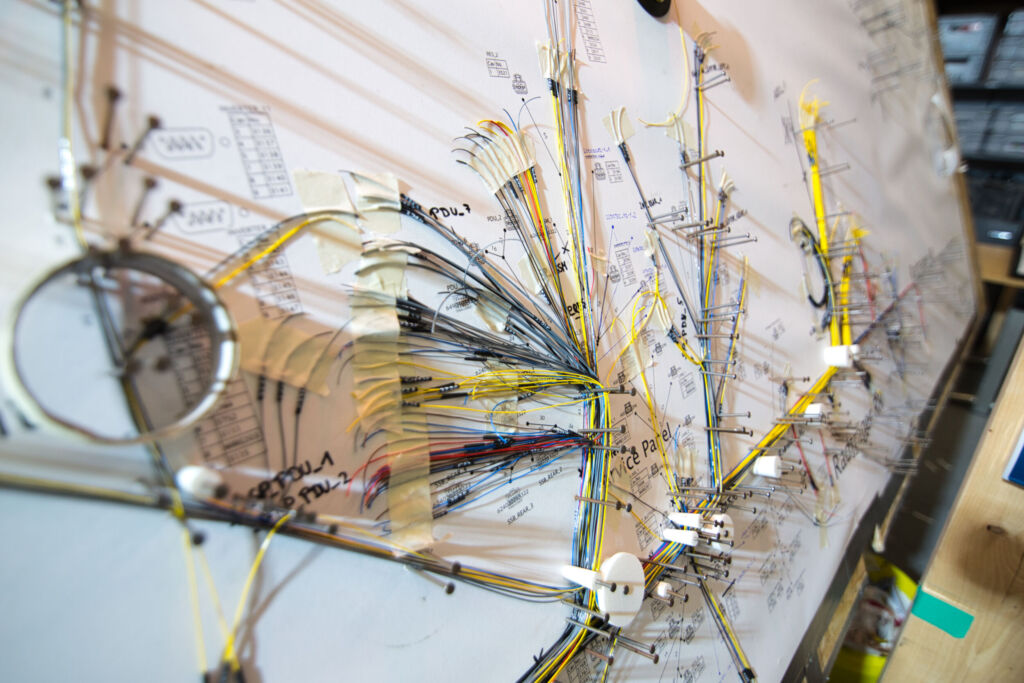 Leichte, robuste und signalstarke Einzeladern f&uuml;r anspruchsvolle elektrische Anwendungen