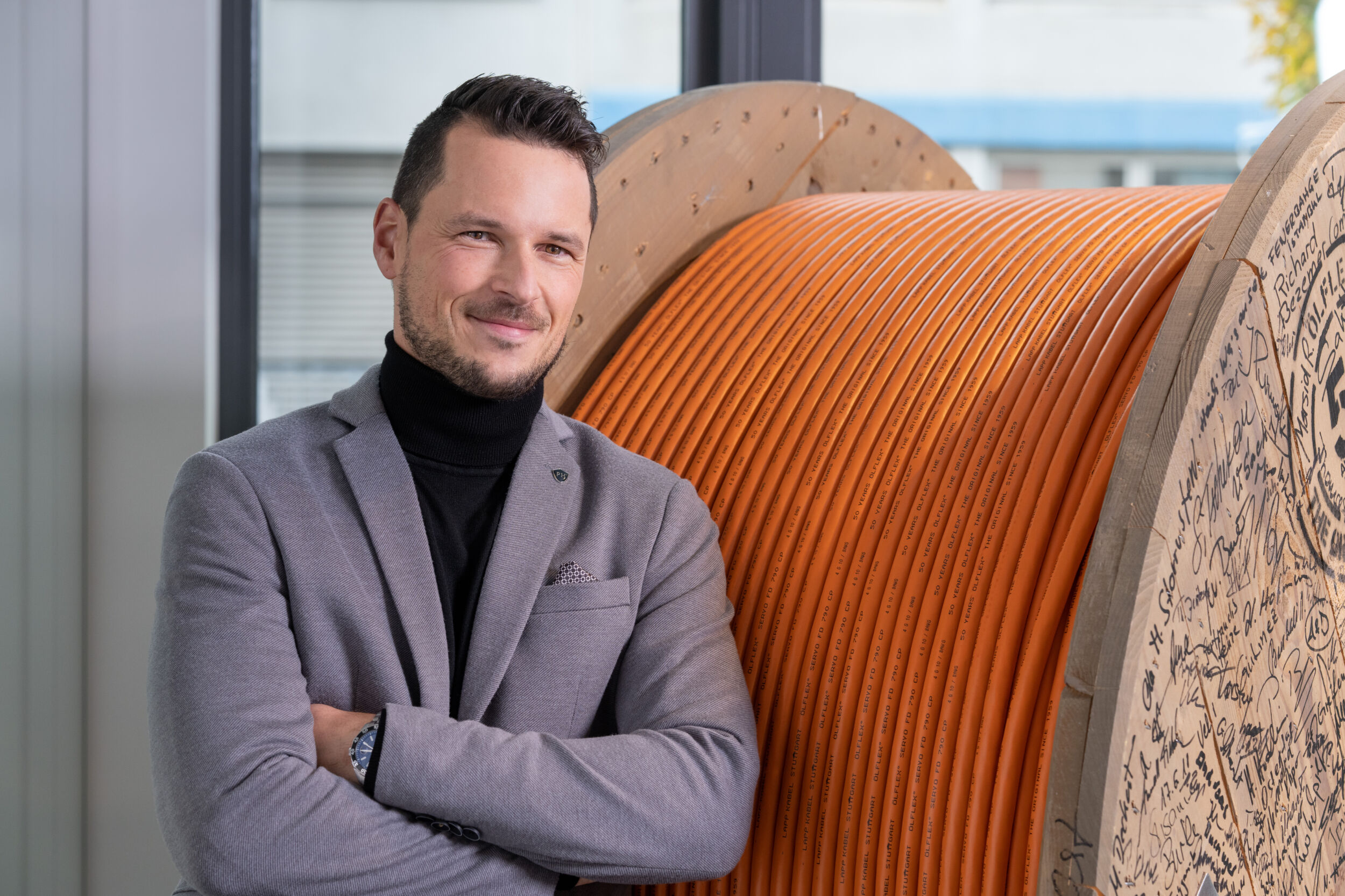 Hybridleitungen reduzieren Aufwand, Kosten und Störanfälligkeit